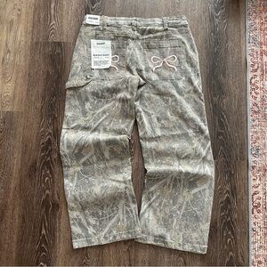 Y2K 2000s baggy Camo Pants with Pink Bow Detail